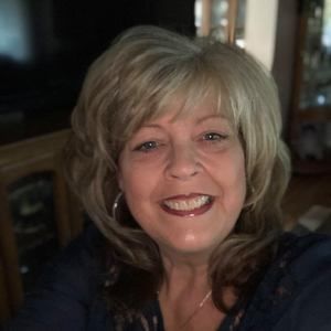 Meet your Posher, Debi